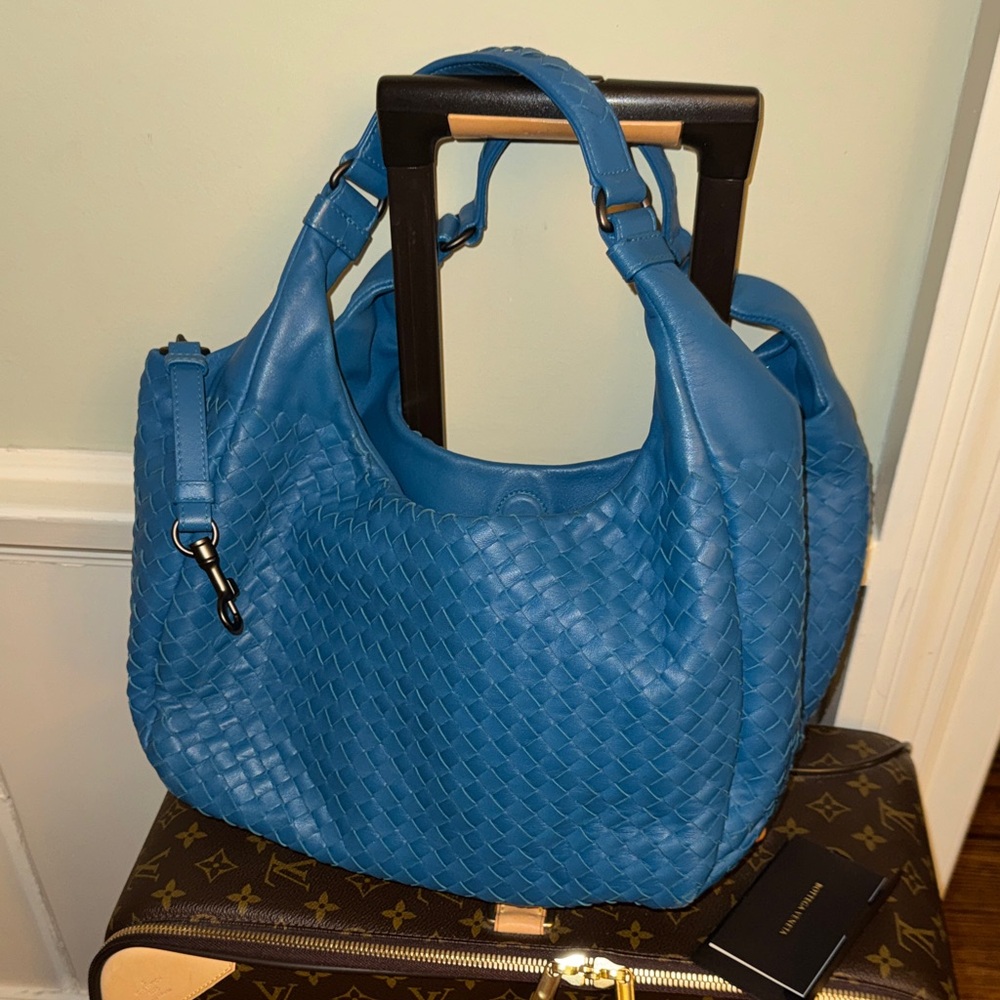 Bottega Veneta Intrecciato Blue Campana Woven Leather Hobo Bag Tote Purse